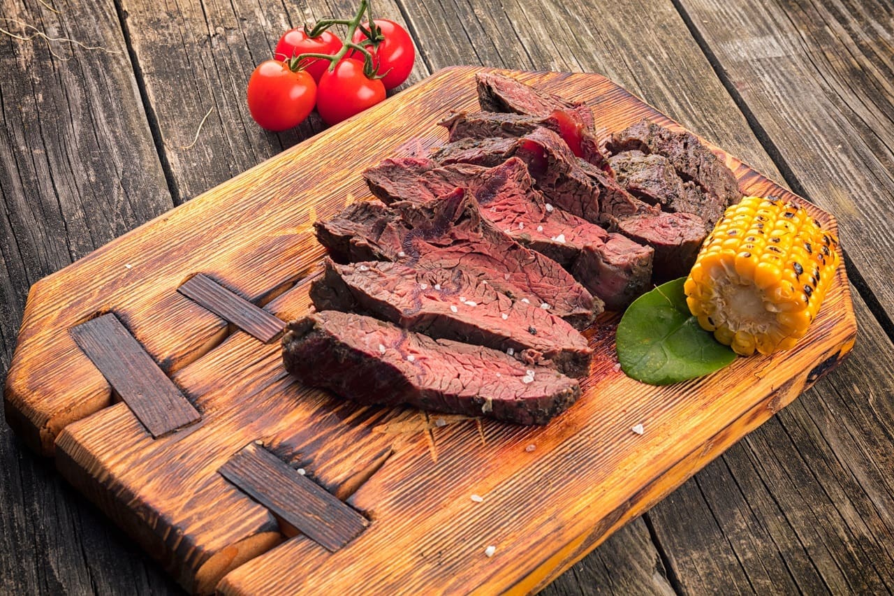 juicy-medium-rare-hanger-steak