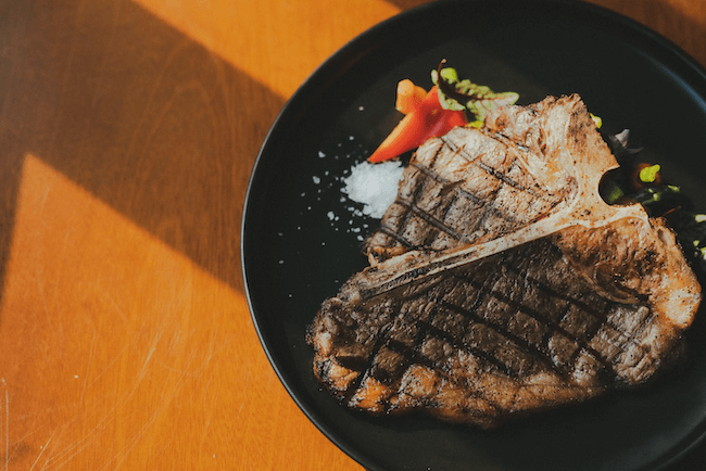 Porterhouse vs T-bone: Which Steak Is Right for You?